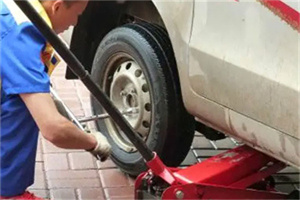 田家庵附近拖车24小时服务热线电话
